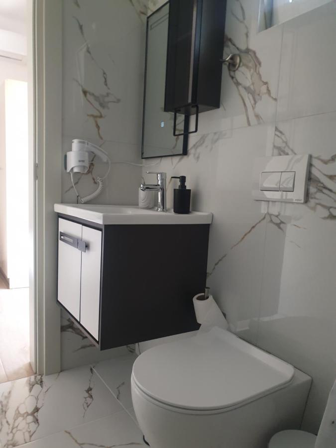 Rooms By George Dhërmi Extérieur photo